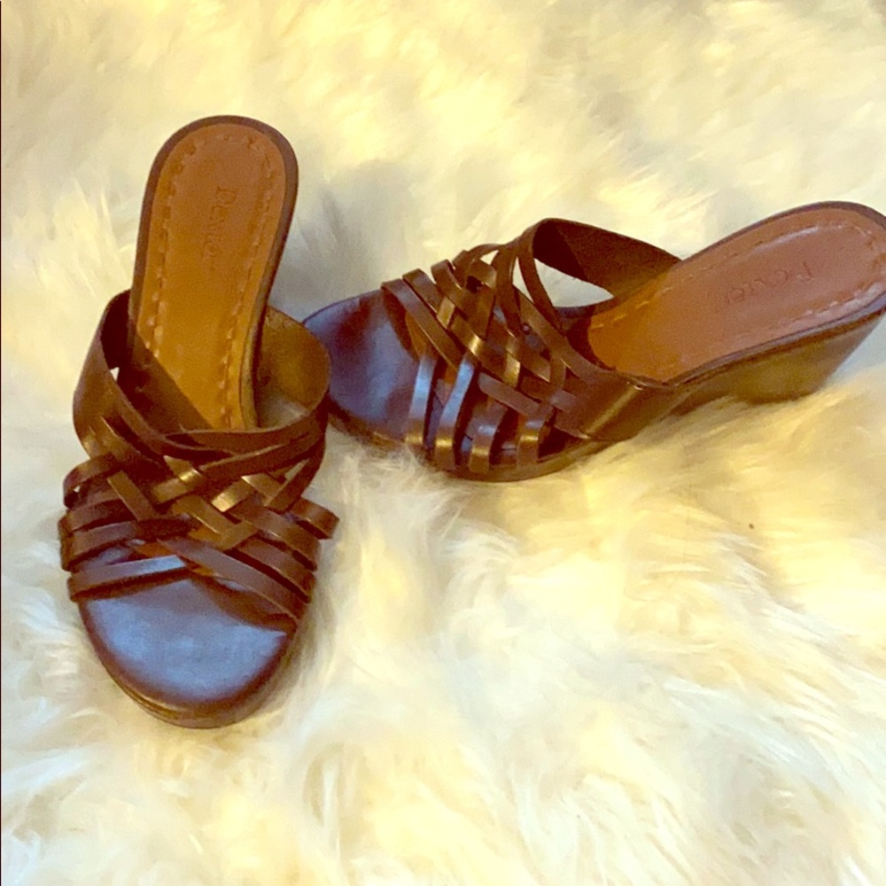 Leather wedges
